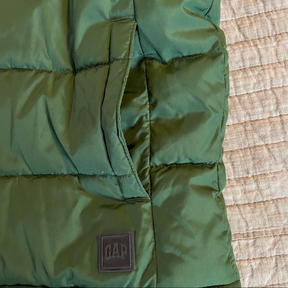 BNWT Gap Kids Vest - Picture 3 of 5